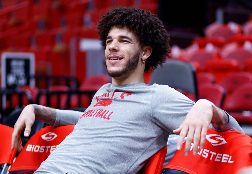 "Назви свої джерела": гравець НБА спростував інформацію журналіста про свої проблеми