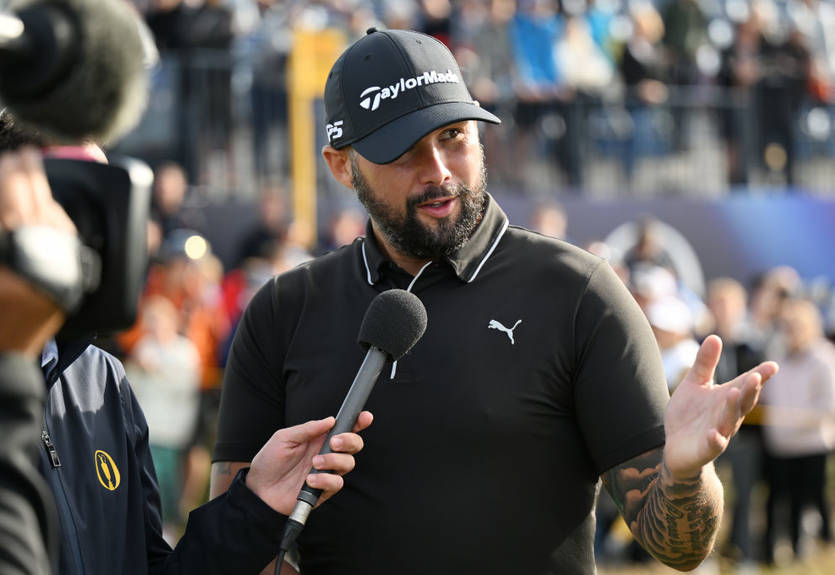 "Это не мнение, это факт": Беллью выступил в защиту Усика, заявив, что Дюбуа ударил ниже пояса