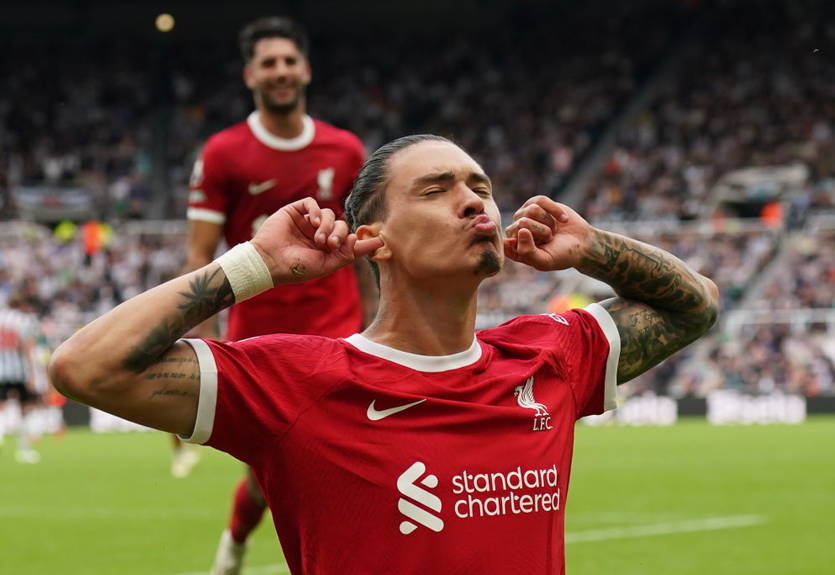 Дубль Нуньеса принес Ливерпулю, игравшему вдесятером, волевую победу над Ньюкаслом