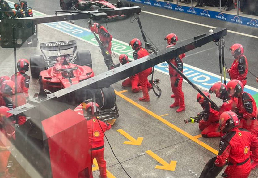 Вассер назвал верным решением неудачный пит-стоп Феррари