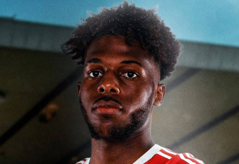 Аутсайдер АПЛ арендует конкурента Зинченко