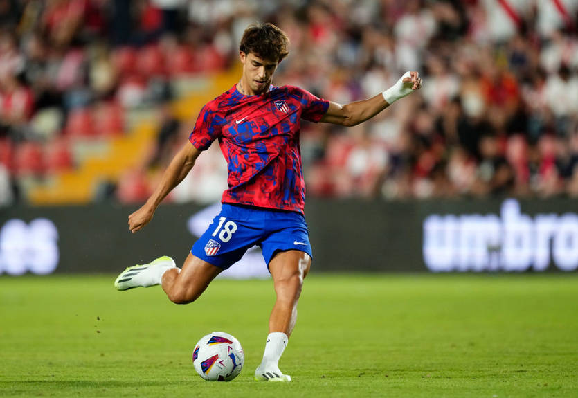 Барселона ищет способы подписать одного из лидеров Атлетико