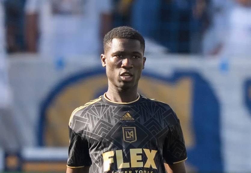 Барселона арендует защитника у клуба МЛС