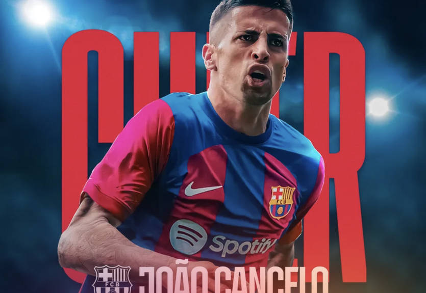 Барселона укрепила линию обороны защитником Манчестер Сити