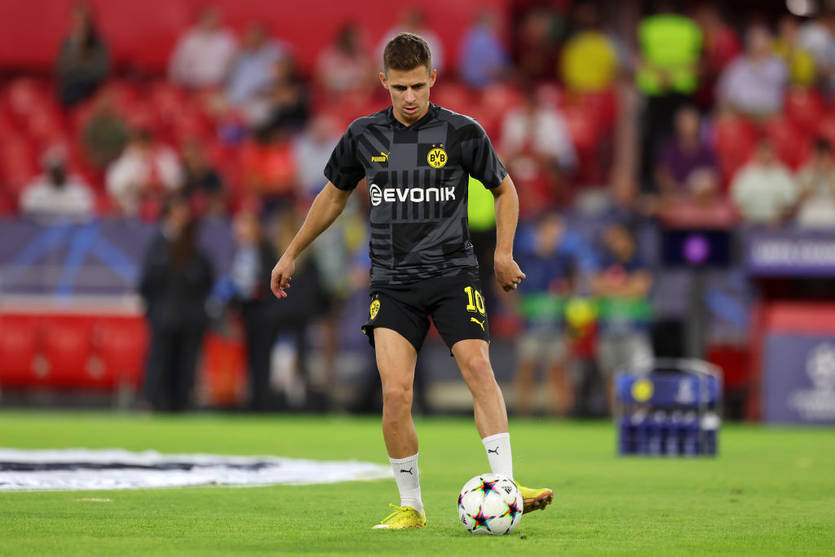 Торган Азар