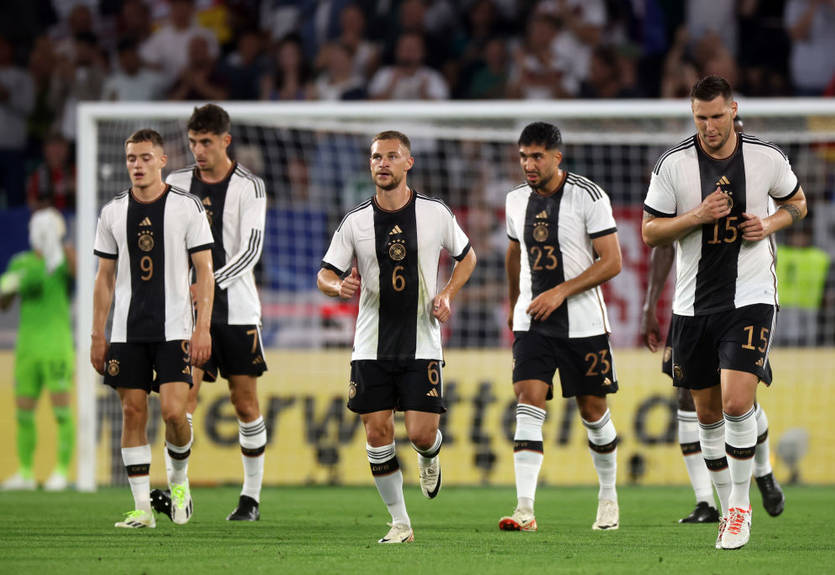 Германия в очередной раз опозорилась в товарищеском матче: видеообзор разгромного поражения