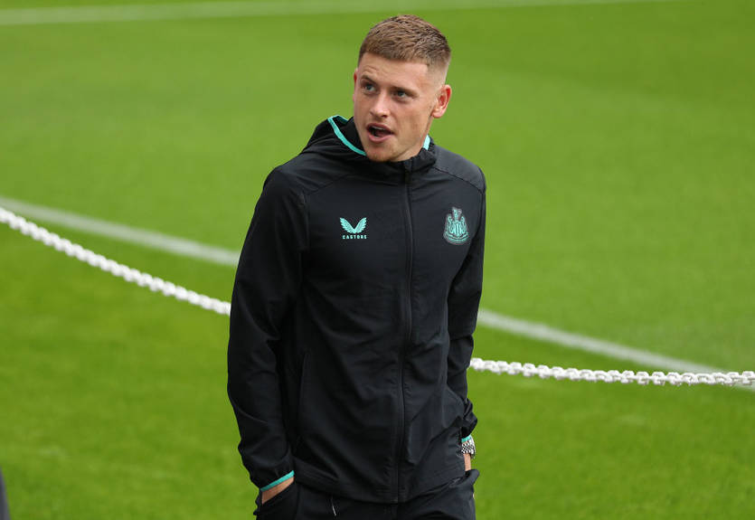 Вингер Ньюкасла хочет сменить футбольное гражданство с Англии на Шотландию