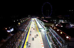 Гран-при Сингапура: Расселл выиграл гонку, Ферстаппен и Норрис на подиуме