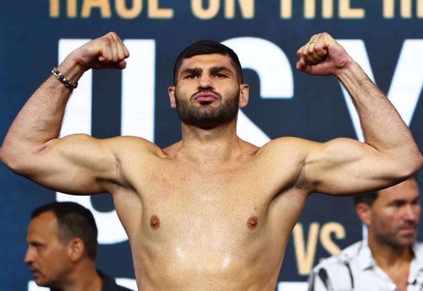 "Огромное неуважение": Хргович жестко наехал на Фьюри и Усика за срыв боя