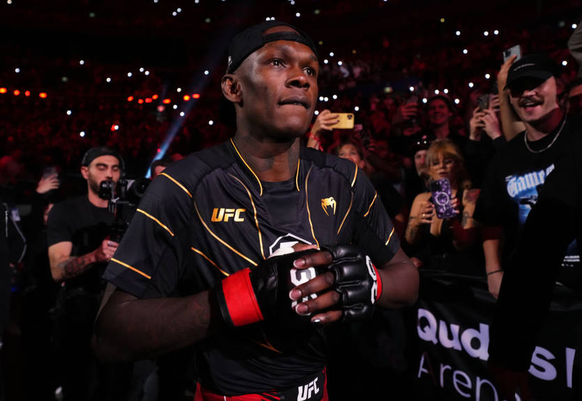 Усман поддержал Адесанью после потери чемпионского пояса