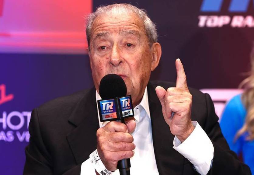 "Начало следующего года": Сопромоутер Фьюри назвал потенциальную дату боя против Усика