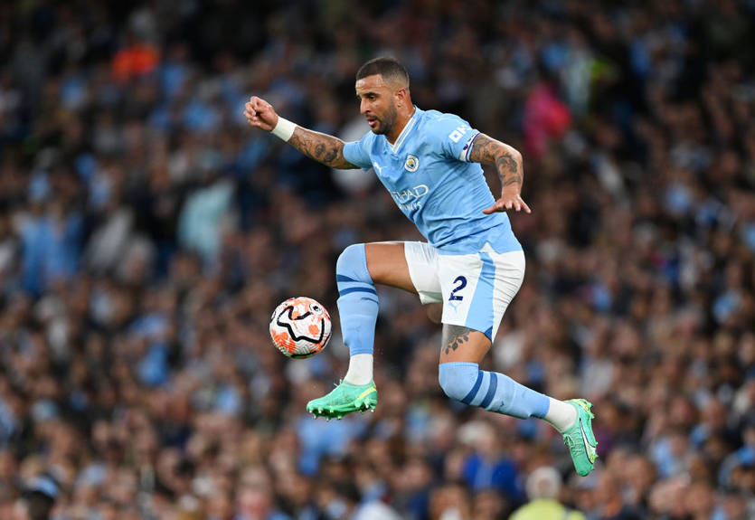 Чоловічий вчинок: Футболіст Манчестер Сіті придбав для своєї колишньої особняк за 2,5 млн фунтів