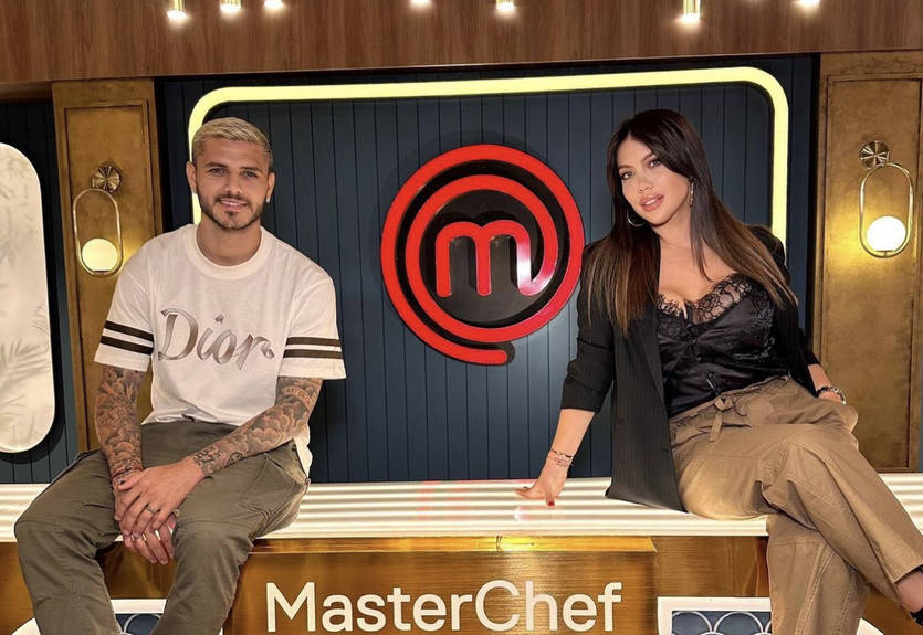 Дружина Ікарді майже з оголеними грудьми відвідала матч Галатасарая Дружина Ікарді майже з оголеними грудьми відвідала матч Галатасарая