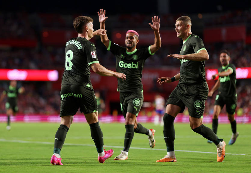 Циганков та Довбик відзначилися результативними діями у матчі з Гранадою Циганков та Довбик відзначилися результативними діями у матчі з Гранадою