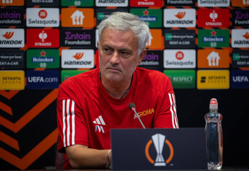 Моуріньо: До останнього дня в якості тренера говоритиму, що Рома не програла фінал Ліги Європи Моуріньо: До останнього дня в якості тренера говоритиму, що Рома не програла фінал Ліги Європи