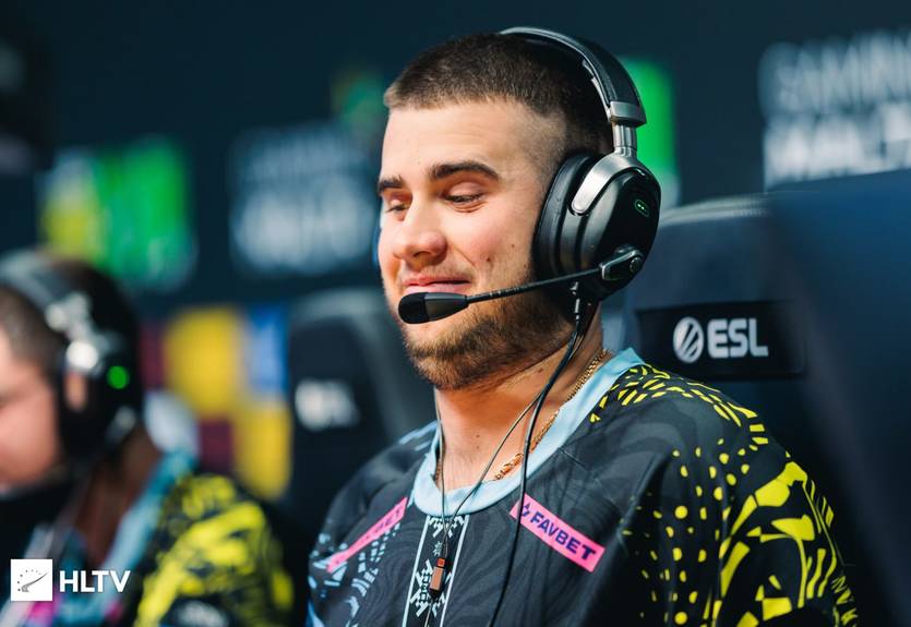 Monte не может доиграть матч из-за того, что серверы CS:GO стали недоступны