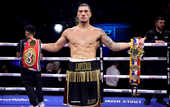 Опетая защитил титул в тяжелом весе, нокаутировав претендента