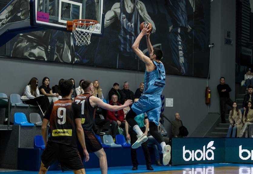 Суперлига: Говерла в овертайме обыграла Старый Луцк