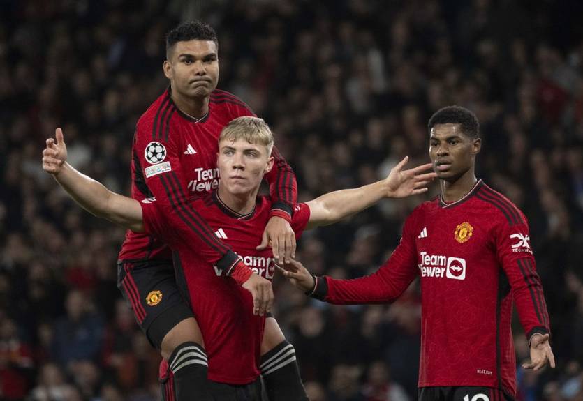 Катарський шейх не збирається відступати від можливості придбати Манчестер Юнайтед