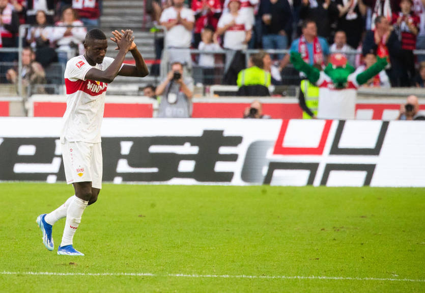 Форвард Штутгарта побил рекорд Левандовски Форвард Штутгарта побил рекорд Левандовски