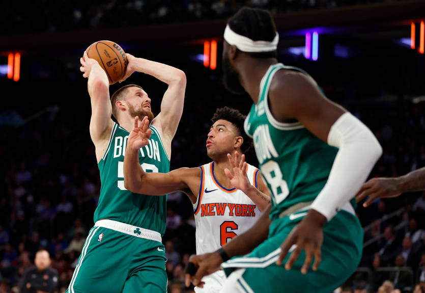 НБА. Передсезонні матчі: Михайлюк зіграв, але Бостон програв Нью-Йорку, Холмгрен переграв Вембаньяму