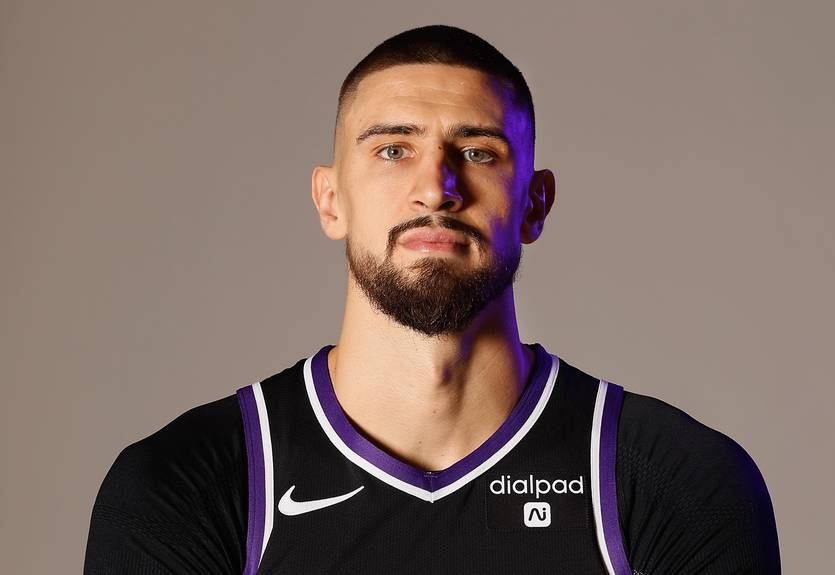 Лень: Лучшая помощь для Украины - дать больше оружия