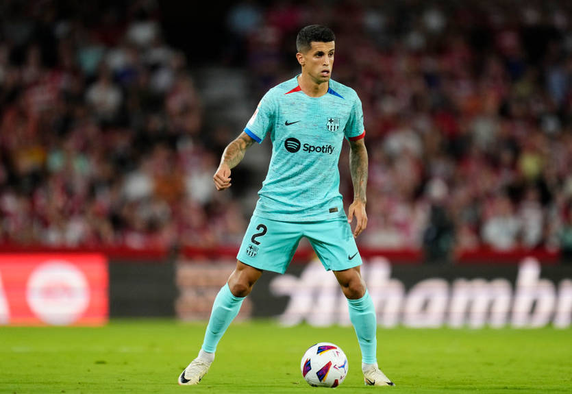 Футболист Барселоны рассказал, почему не дает фанатам автографы Футболист Барселоны рассказал, почему не дает фанатам автографы