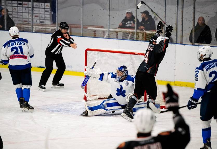 УХЛ: Сокіл переграв Шторм у результативному поєдинку