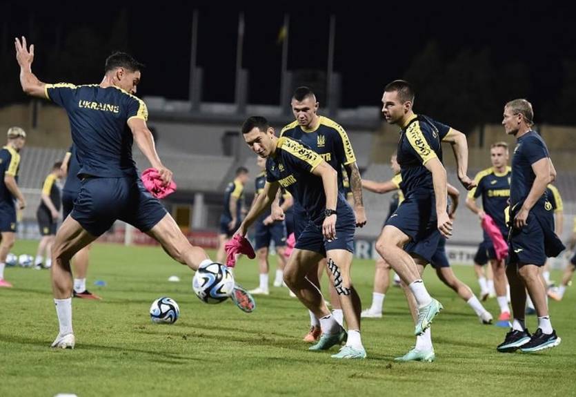 Сборная Украины в полном составе провела тренировку перед матчем с Мальтой