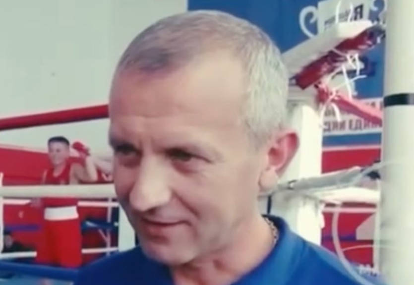 Украинский тренер по боксу принял участие в мероприятии, которое организовали в Мариуполе россияне