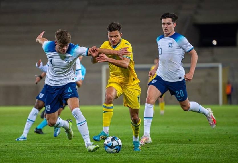 "Бачив їх у FIFA, а зараз проти них граю": Волошин відреагував на перемогу над Англією "Бачив їх у FIFA, а зараз проти них граю": Волошин відреагував на перемогу над Англією