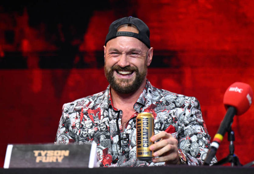 "Будет праздновать несколько недель": Известный промоутер объяснил, почему Фьюри и Усик не подерутся в этом году