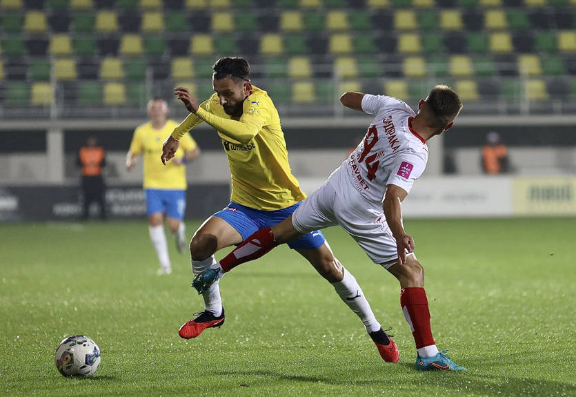 Кривбас зміцнив своє лідерство в таблиці, обігравши Металіст 1925