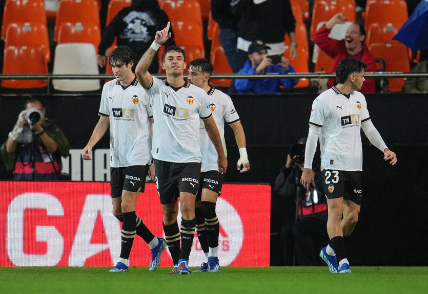 Валенсия без помощи Яремчука справилась с Кадисом, игравшим в меньшинстве