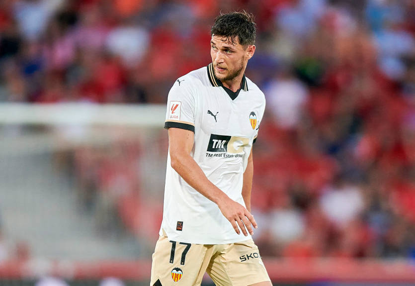 "Жаль, что отменили": Тренер Валенсии высказался о незасчитанном голе Яремчука "Жаль, что отменили": Тренер Валенсии высказался о незасчитанном голе Яремчука