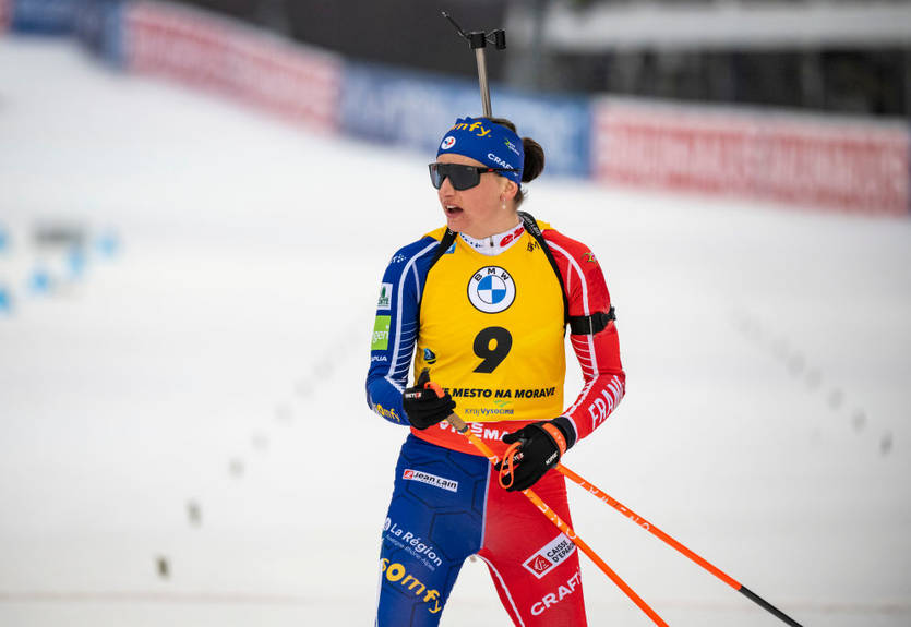 Імениту французьку біатлоністку затримали у справі про шахрайство