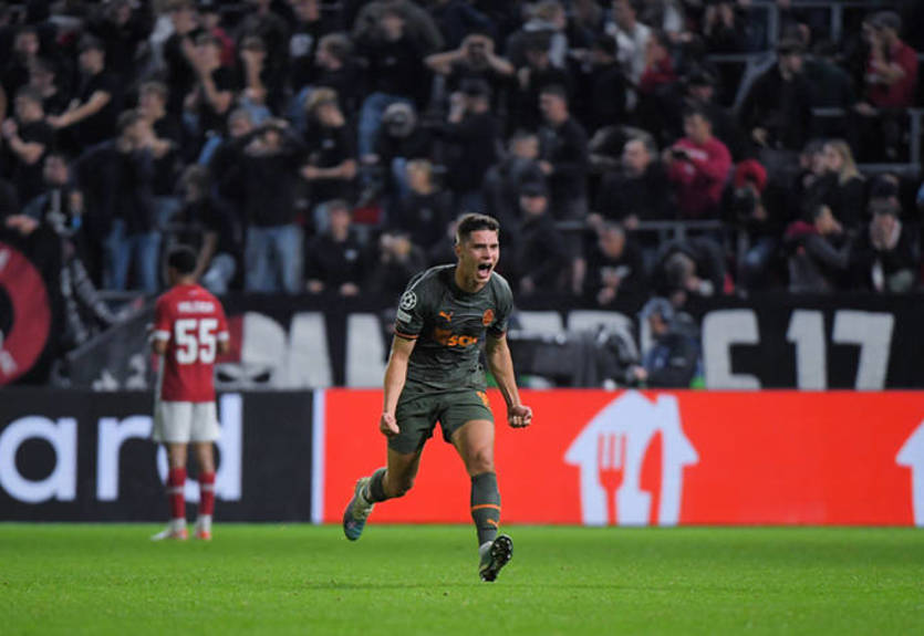 Хавбек Шахтера: За 15 минут с новым тренером поняли больше, чем за три месяца до этого Хавбек Шахтера: За 15 минут с новым тренером поняли больше, чем за три месяца до этого