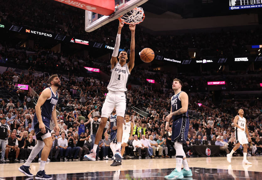 НБА: Сакраменто Леня здолав Юту, Даллас зіпсував дебют Вембаньямі