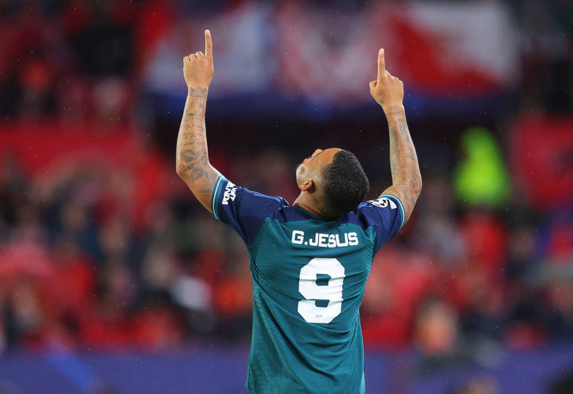 Одноклубник Зінченко претендує на звання найкращого гравця та найкращого голу тижня у Лізі чемпіонів