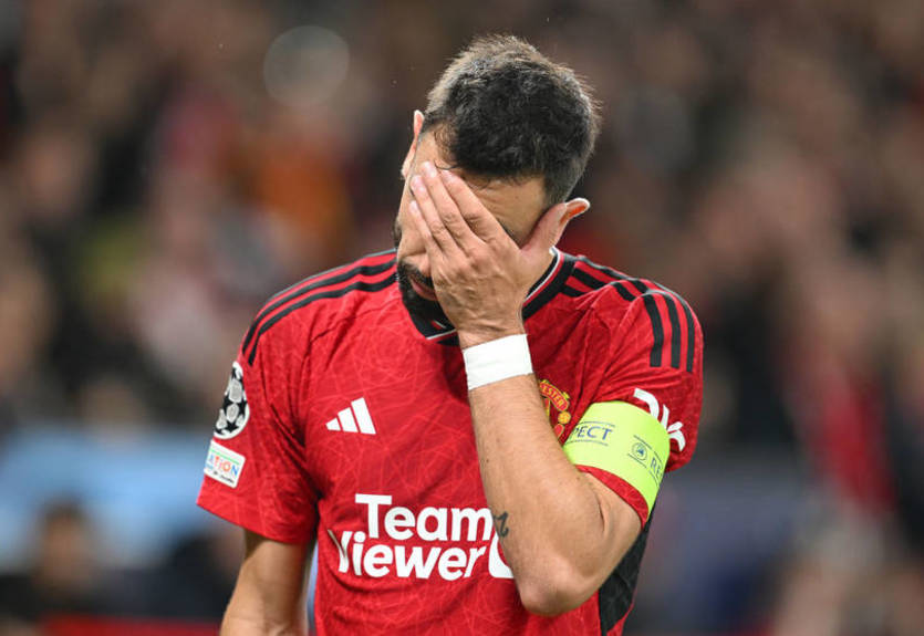 Манчестер Юнайтед сотворил "историю", проиграв Манчестер Сити на Олд Траффорд Манчестер Юнайтед сотворил "историю", проиграв Манчестер Сити на Олд Траффорд