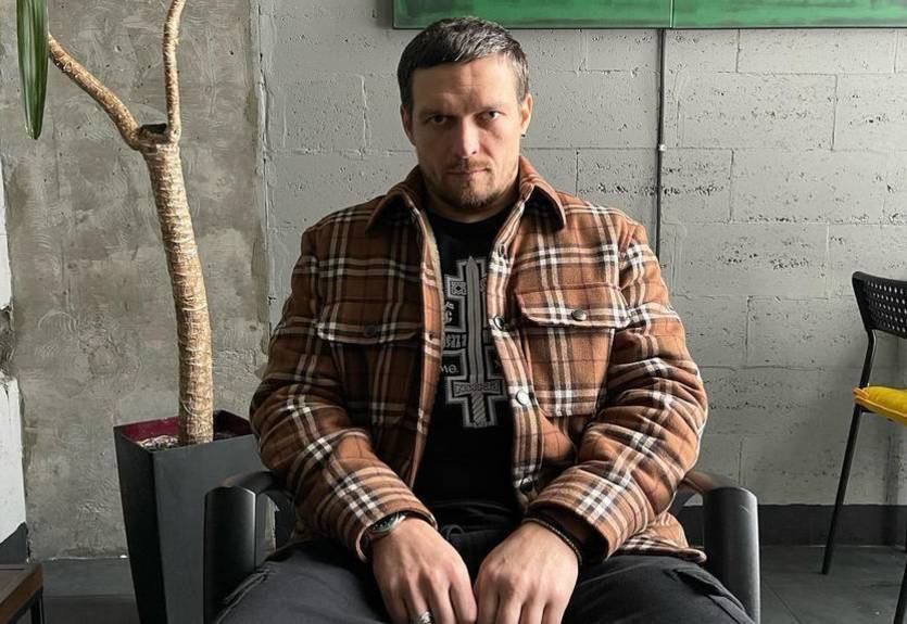 "У кожного бувають незрозумілі дні та ночі": Усик оцінив виступ Ф'юрі в бою з Нганну