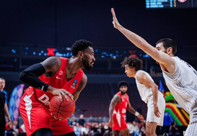 Прометей потерпел поражение от Парижа в рамках Еврокубка