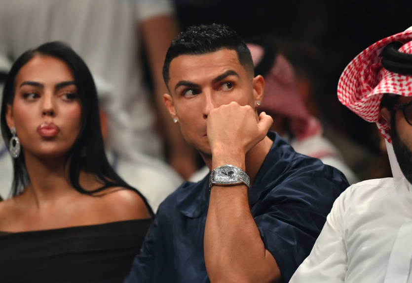 Роналду стал обладателем новых часов за 1,3 млн долларов