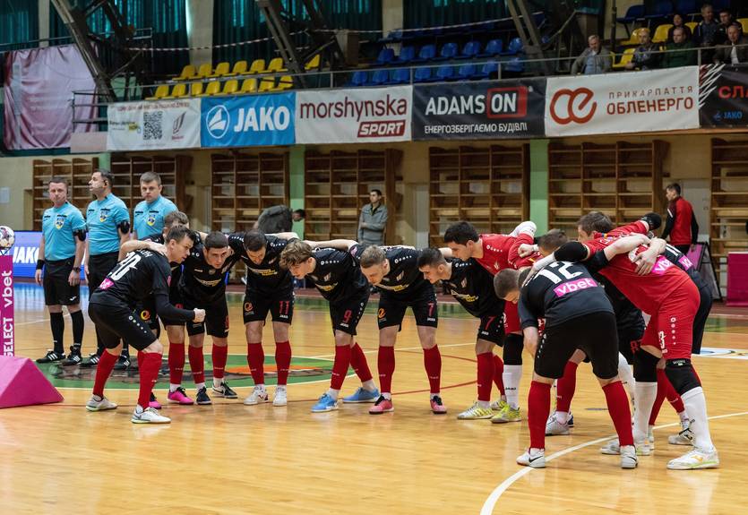 Ураган повідомив, що їхнього футзаліста побили представники Сокола