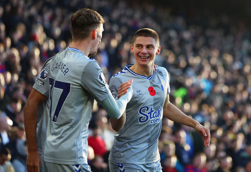 "Гольова машина": Тренер Евертона відреагував на гру Миколенка в останньому матчі