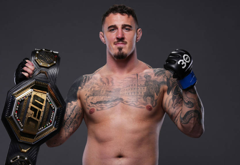 Новий тимчасовий чемпіон UFC у важкій вазі кинув виклик Джону Джонсу