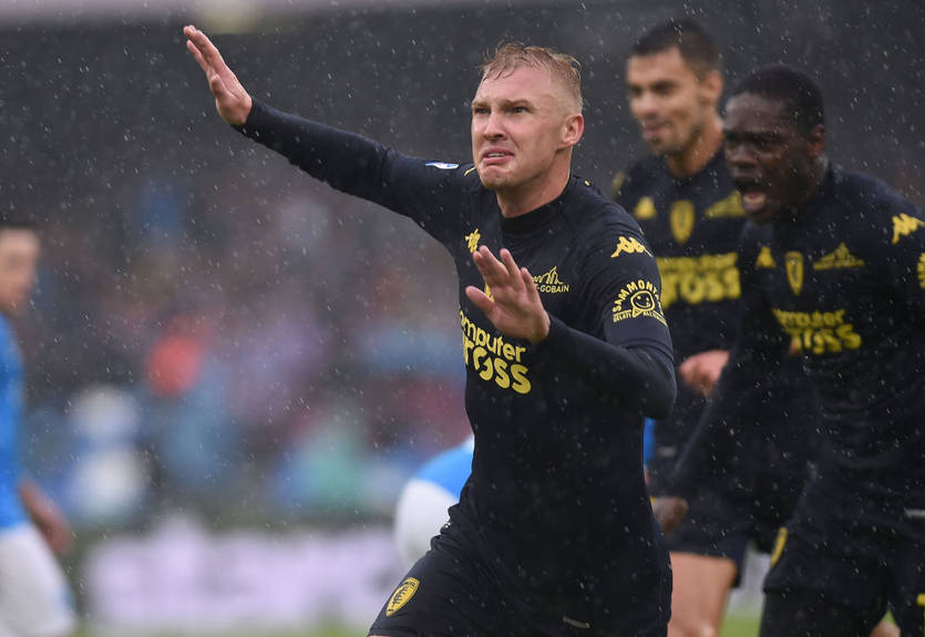 Победный гол Коваленко в обзоре матча Наполи - Эмполи