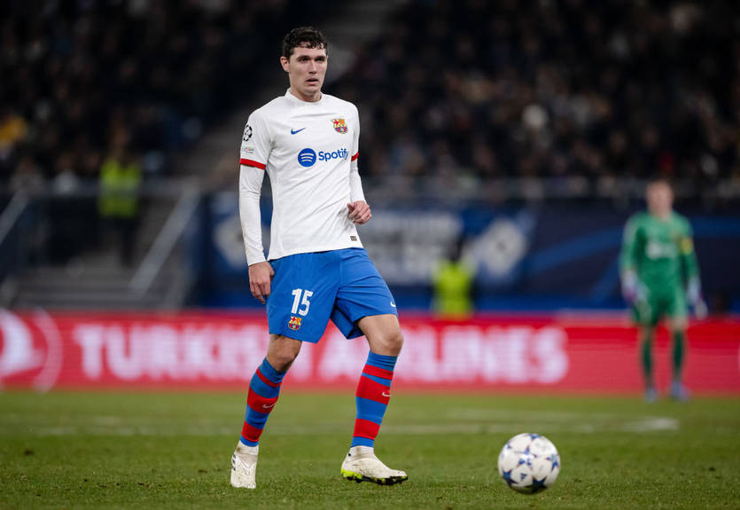 Ньюкасл хоче посилитися захисником Барселони