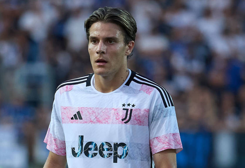 Ювентус продлил контракт с игроком, который дисквалифицирован до конца сезона