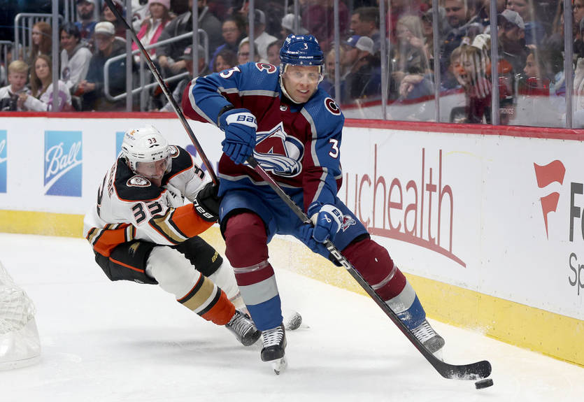 НХЛ: Колорадо разнес Анахайм, Сиэтл проиграл в овертайме Эдмонтону